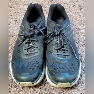 Hoka Clifton 6